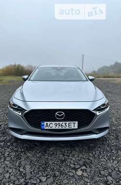 Mazda 3  2020