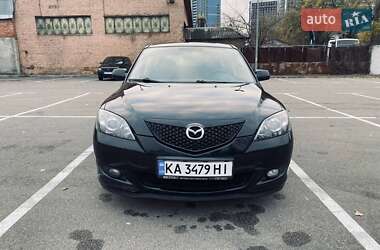 Mazda 3  2004
