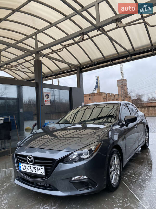 Седан Mazda 3 2016 в Кривом Роге фото Седан Mazda 3 2016 в Кривом Роге