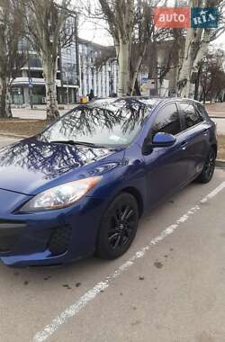 Mazda 3  2012