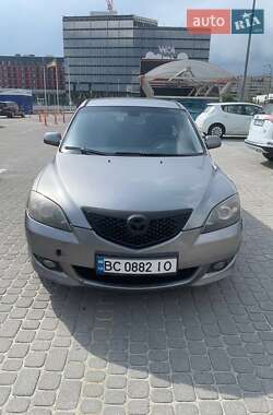 Mazda 3  2004