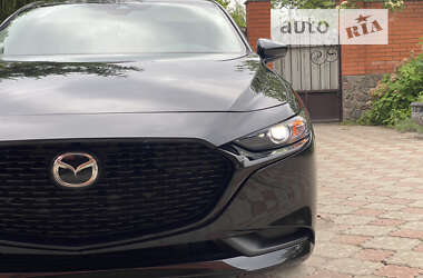 Mazda 3  2019