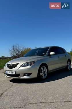 Mazda 3  2004