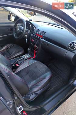 Mazda 3  2005