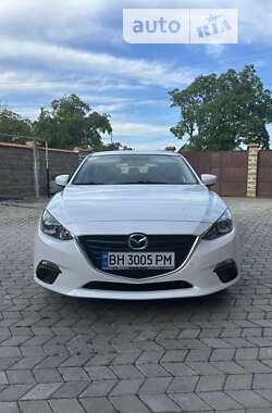 Mazda 3  2015