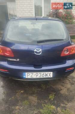 Mazda 3  2004