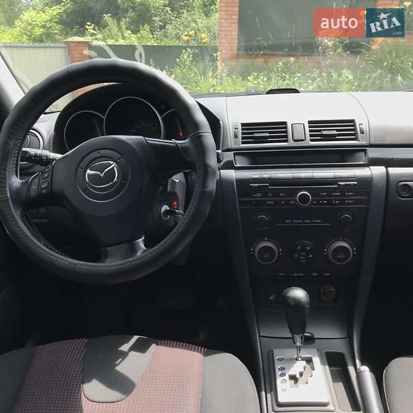 Хэтчбек Mazda 3 2005 в Киеве