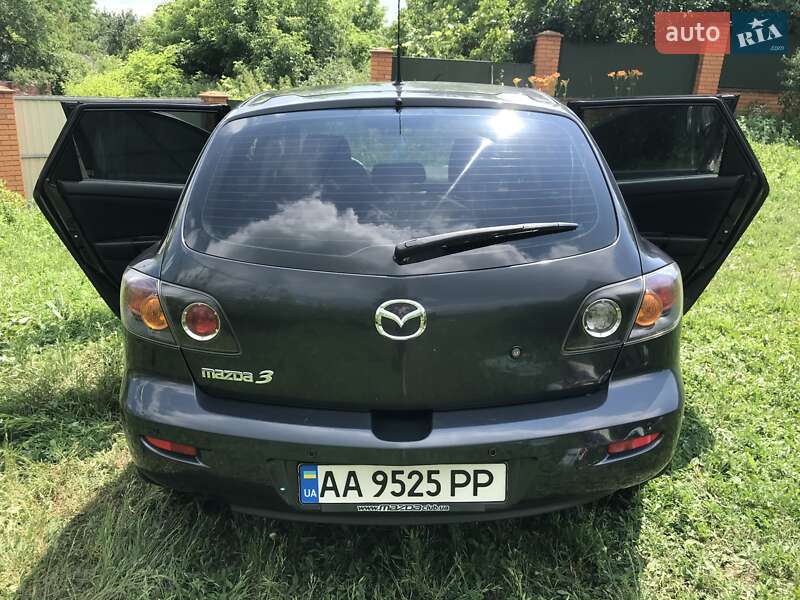 Хэтчбек Mazda 3 2005 в Киеве