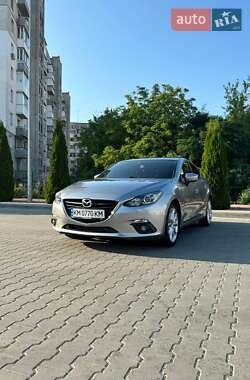 Mazda 3  2014