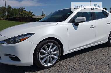 Седан Mazda 3 2016 в Днепре Седан Mazda 3 2016 в Днепре