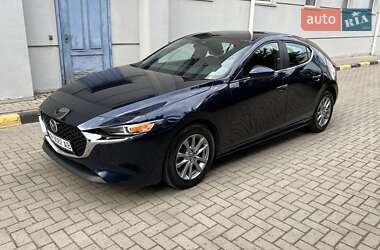 Mazda 3  2020
