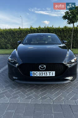 Mazda 3  2019