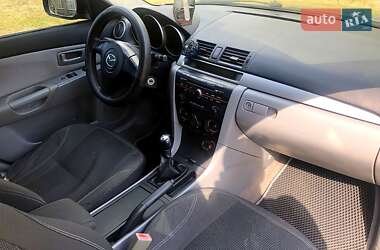 Хэтчбек Mazda 3 2004 в Врадиевке Хэтчбек Mazda 3 2004 в Врадиевке