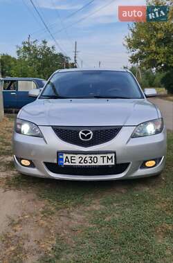 Mazda 3  2004
