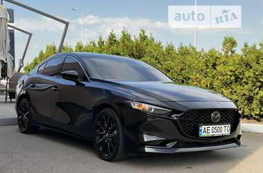 Mazda 3  2019