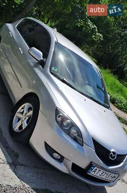 Mazda 3  2005
