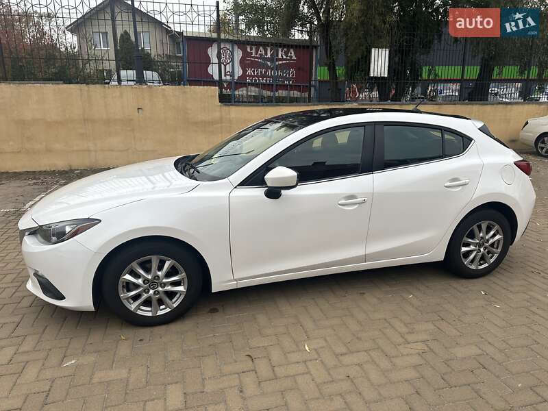 Хетчбек Mazda 3 2015 в Києві