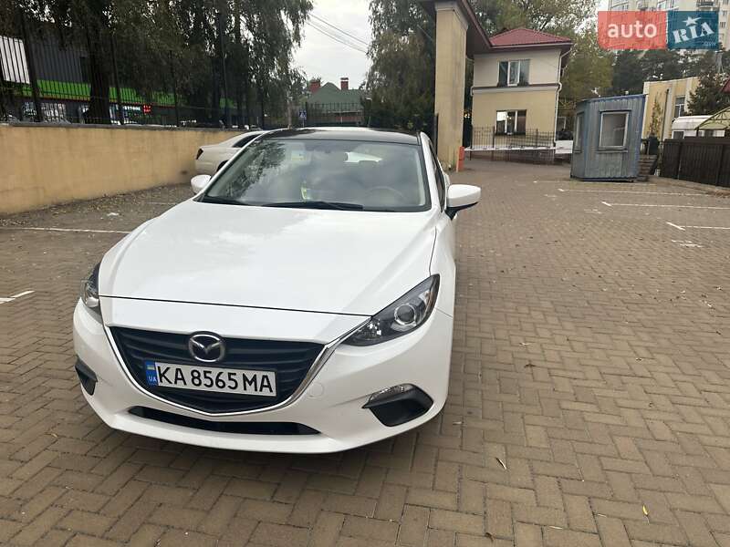 Хетчбек Mazda 3 2015 в Києві