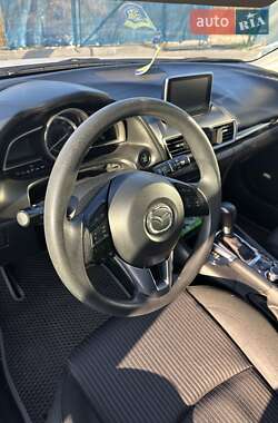 Хетчбек Mazda 3 2015 в Києві
