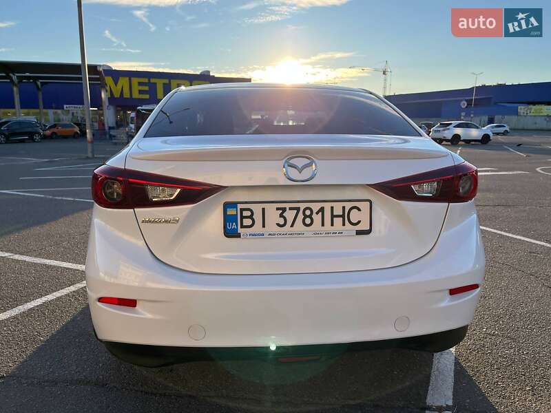 Седан Mazda 3 2014 в Вінниці