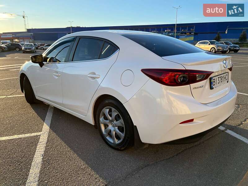 Седан Mazda 3 2014 в Вінниці