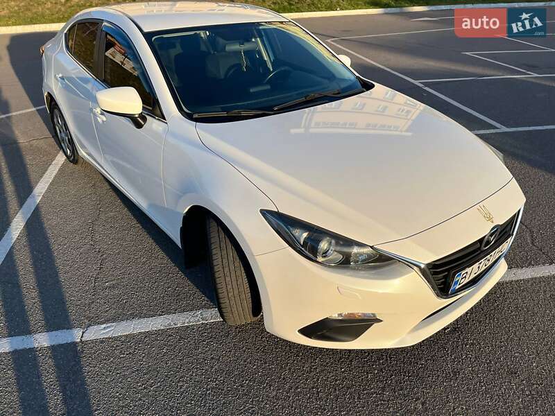 Седан Mazda 3 2014 в Вінниці