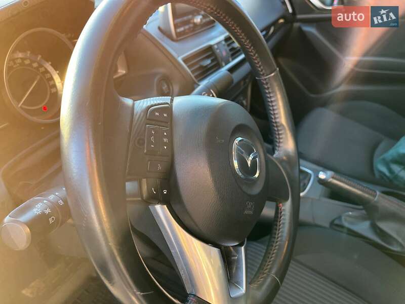 Седан Mazda 3 2014 в Вінниці