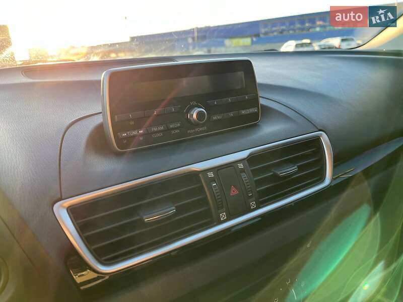 Седан Mazda 3 2014 в Вінниці