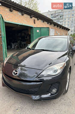 Mazda 3  2013