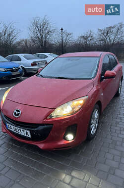 Mazda 3  2012