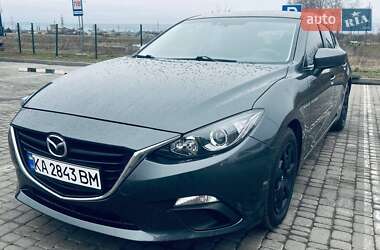 Mazda 3  2015