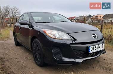 Mazda 3  2011