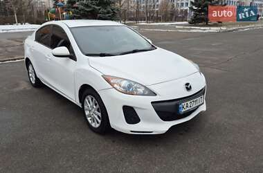 Mazda 3  2012