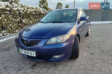 Седан Mazda 3 2004 в Долине