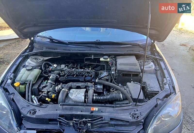 Хэтчбек Mazda 3 2007 в Львове