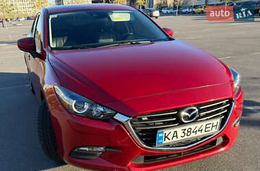 Mazda 3 2018