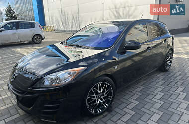 Mazda 3  2009