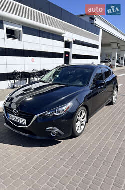Mazda 3  2016