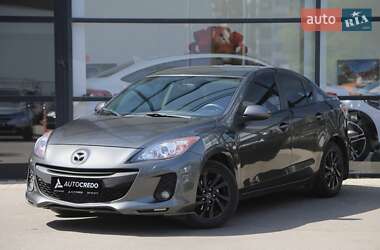 Mazda 3  2012