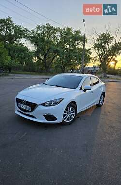 Mazda 3  2015