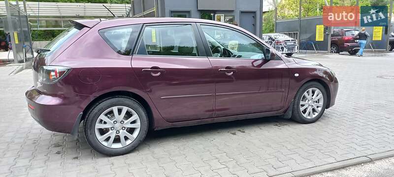 Хэтчбек Mazda 3 2008 в Киеве