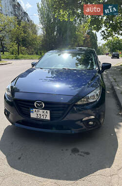 Седан Mazda 3 2015 в Івано-Франківську