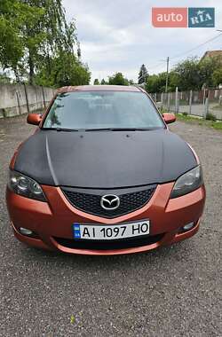 Mazda 3  2004