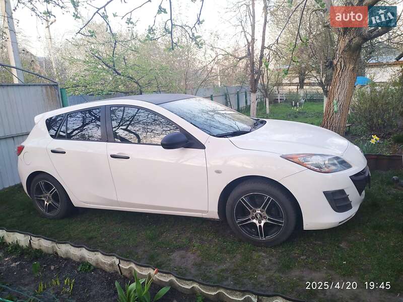 Хэтчбек Mazda 3 2010 в Черкассах фото 2 Хэтчбек Mazda 3 2010 в Черкассах