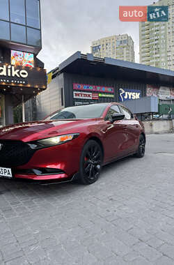 Mazda 3  2019