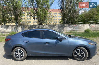 Mazda 3  2016