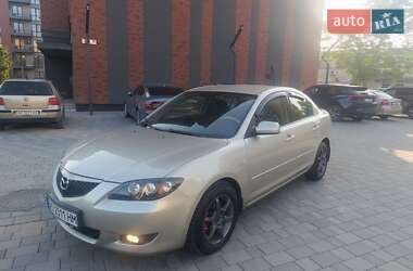 Mazda 3  2005
