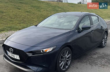 Mazda 3  2019