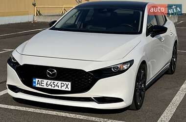 Mazda 3  2019