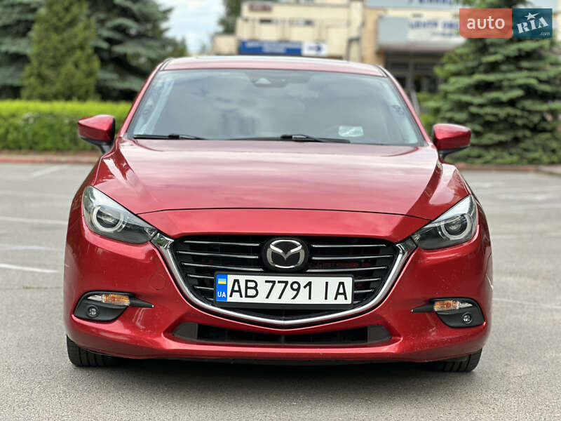 Хетчбек Mazda 3 2017 в Вінниці